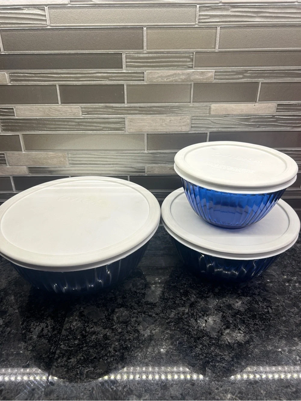 Pyrex Sculptured Cobalt Blue Nesting Bowl Set With Striking Ribbed Glass W/ Lids